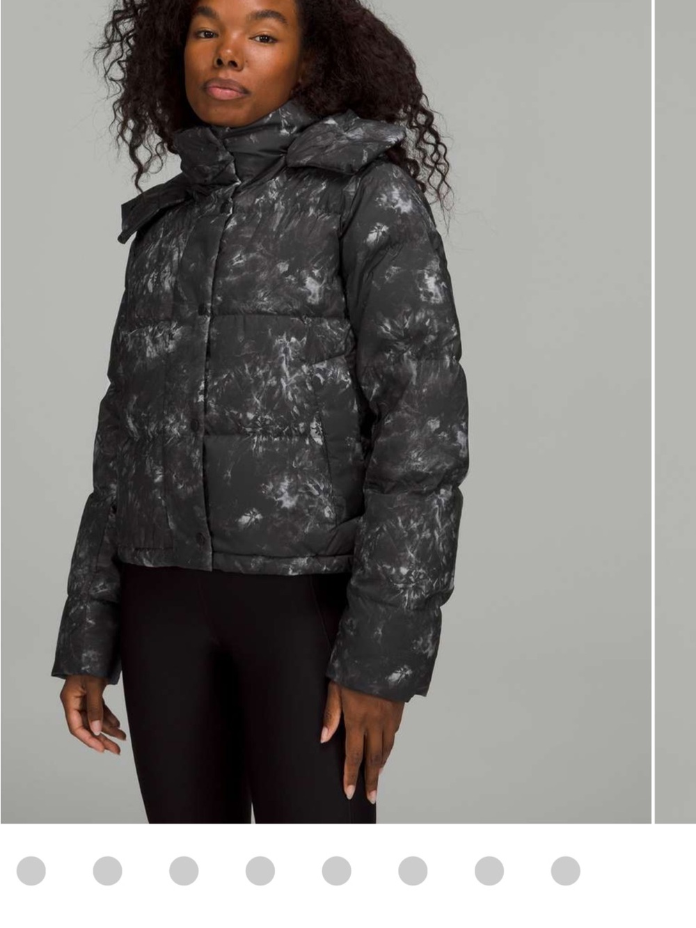 Lululemon Wunder Puff Cropped Jacket
Aquila Black Multi